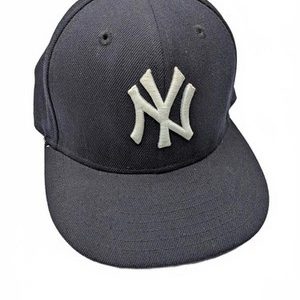 New York Yankees Black Cap - Classic Adjustable Baseball Hat New Era 6.5 6 1/2