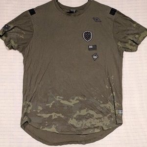 Southpole Graphic Tactical Patch Tee Military Green Camo Curved Hem Mens XL
