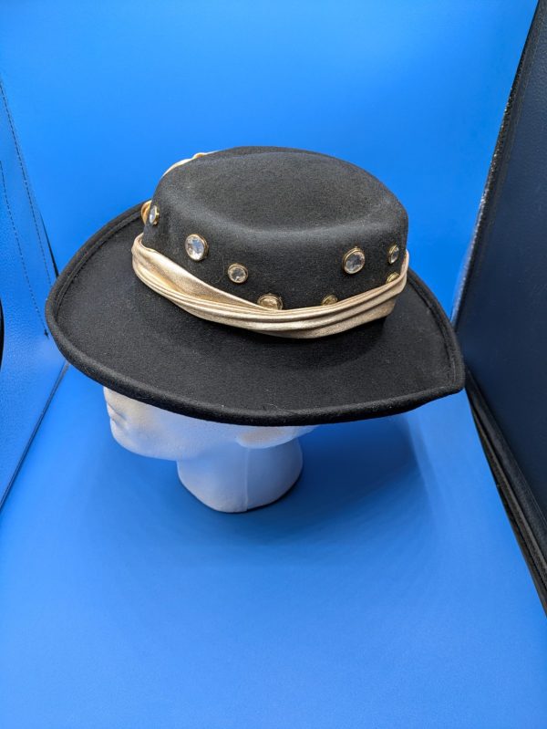 1980s Black Wool Womens Hat With Gold Band And Flower - Image 3