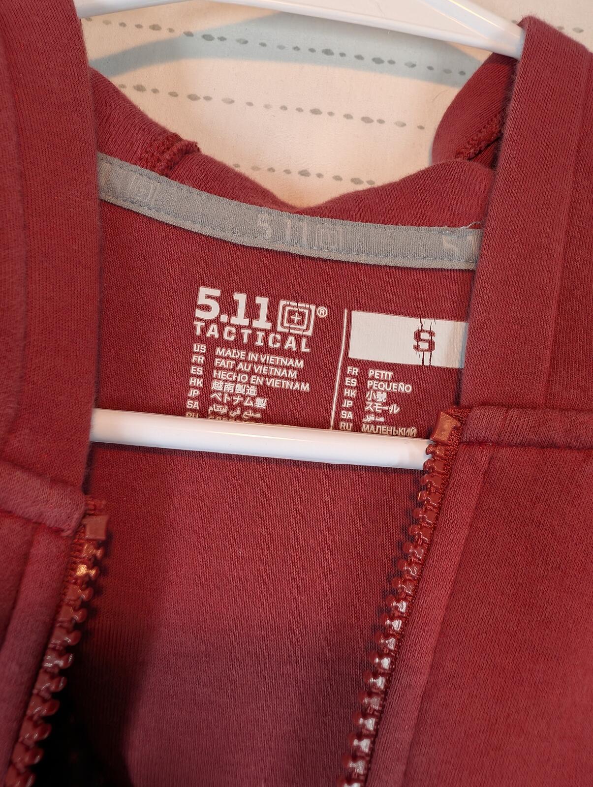 5.11 Tactical Burgundy Full Zip Moto Panel Hoodie Jacket Top Womens Size Small - Image 4