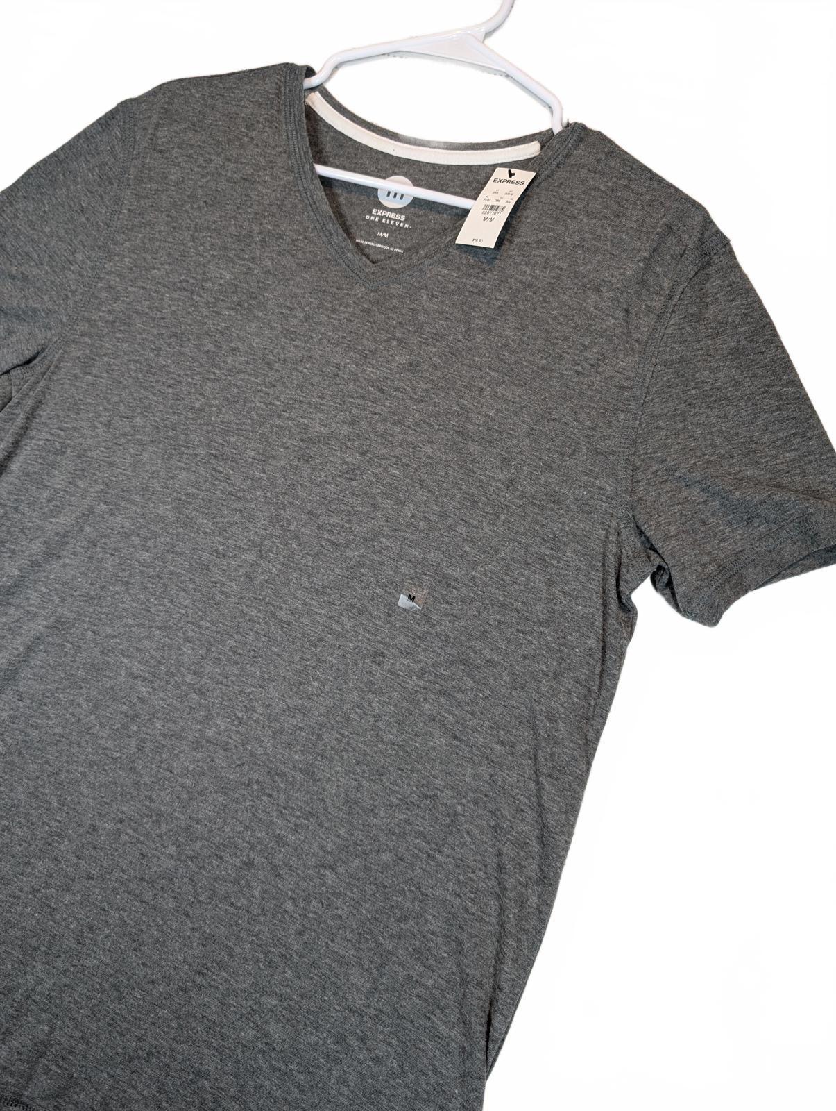 Express One Eleven Solid V Neck T Shirt Short Sleeve Casual Mens Medium NWT - Image 3