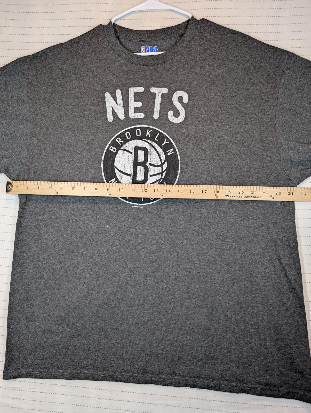 NBA Brooklyn Nets Logo Graphic T Shirt Basketball Fan Tee Mens 2XL Gray - Image 3