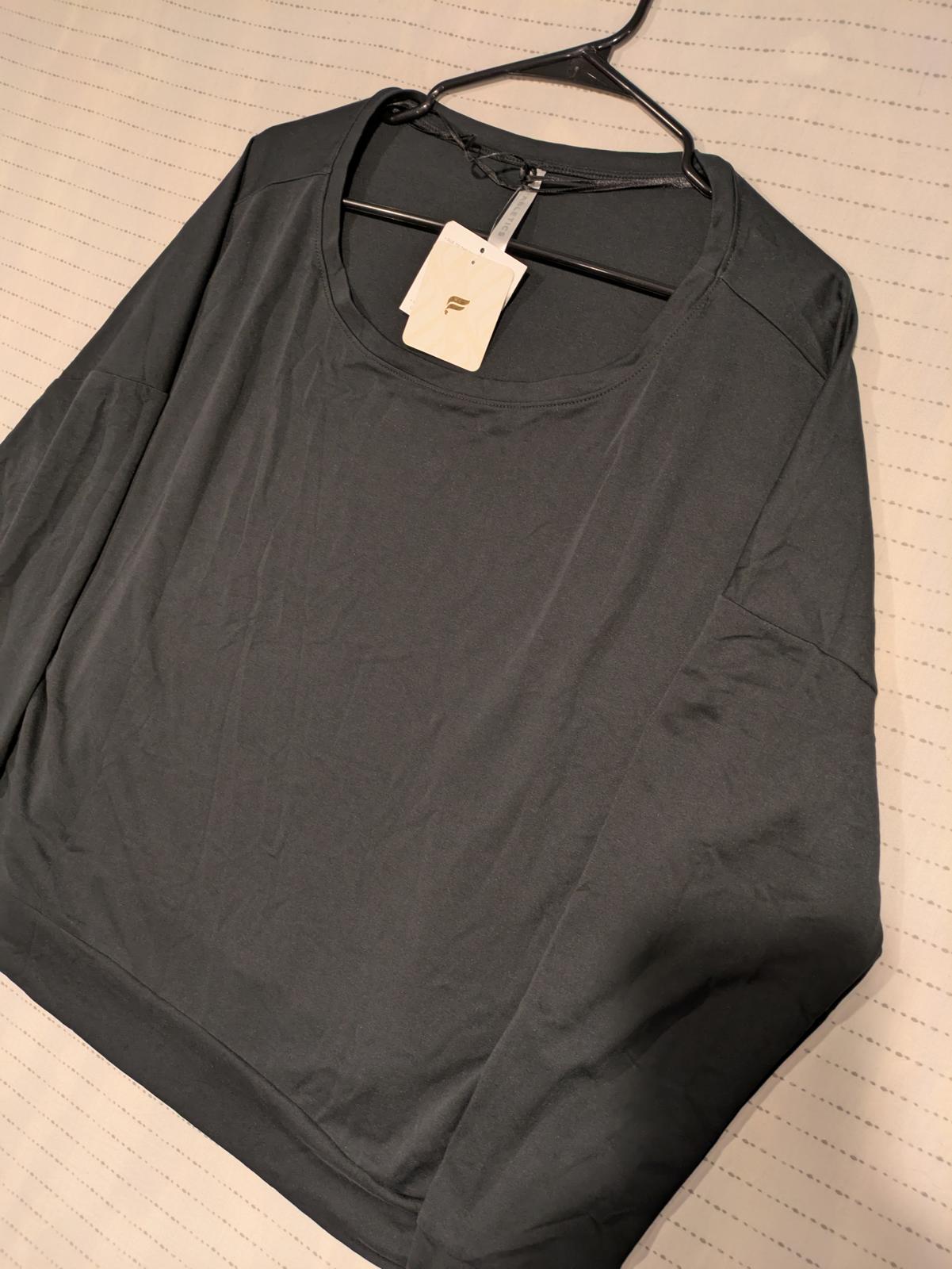 Fabletics Sleek Knit Boat Neck Pullover Black Long Sleeve Womens Medium NWT - Image 2