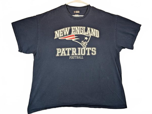 NFL Team Apparel New England Patriots Football Graphic Navy Tee Shirt Mens 2XL