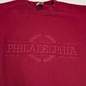 Velva Sheen Philadelphia Embroidered Vintage Red Crewneck T-Shirt Mens Large