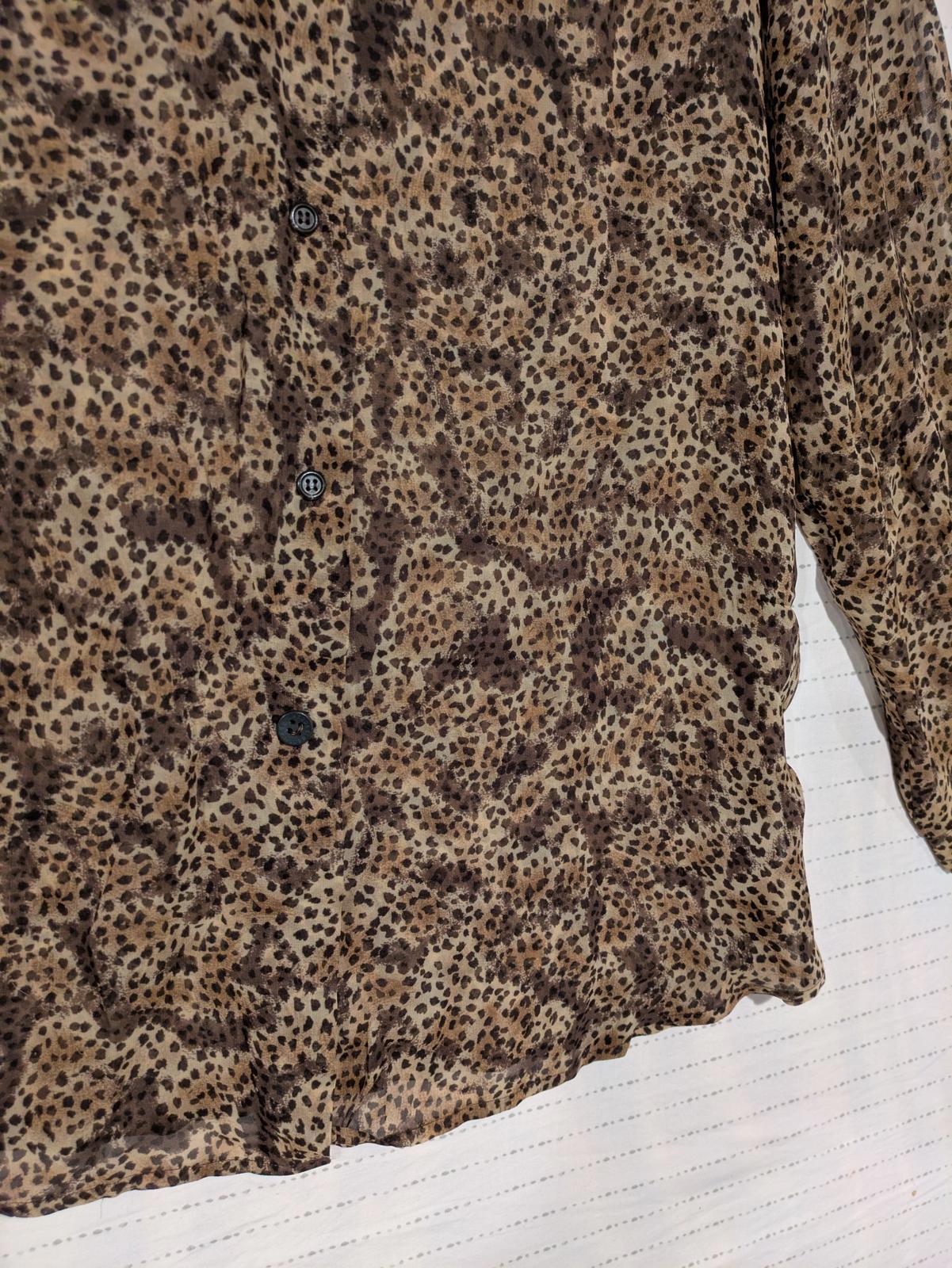 Vintage Burberrys Sheer Leopard Print Button-Up Shirt 100% Silk Womens Size 12 - Image 5
