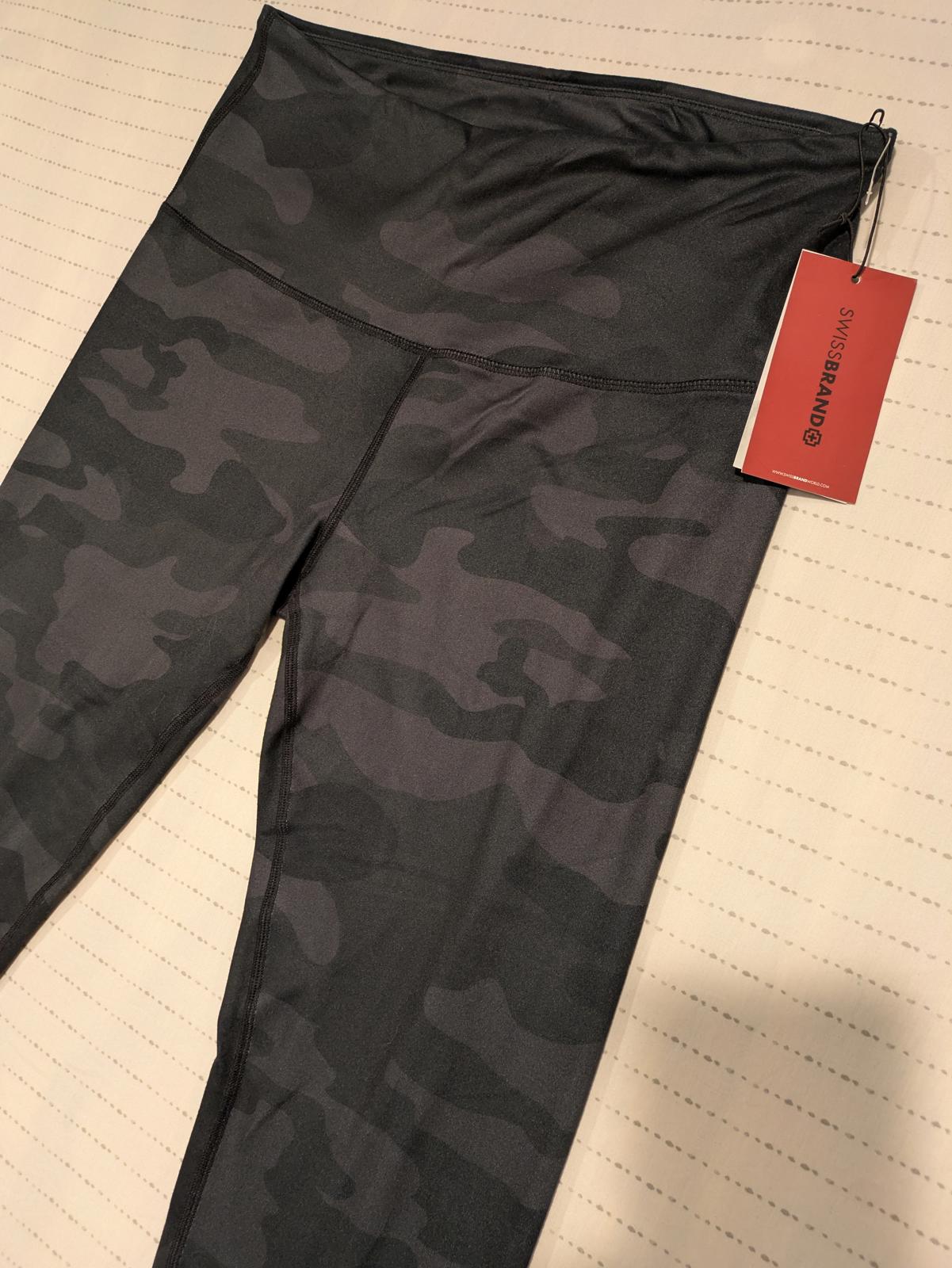 SWISS BRAND Delphie Black Camo Leggings Womens Large Polyester 29x28 Elastic - Image 2