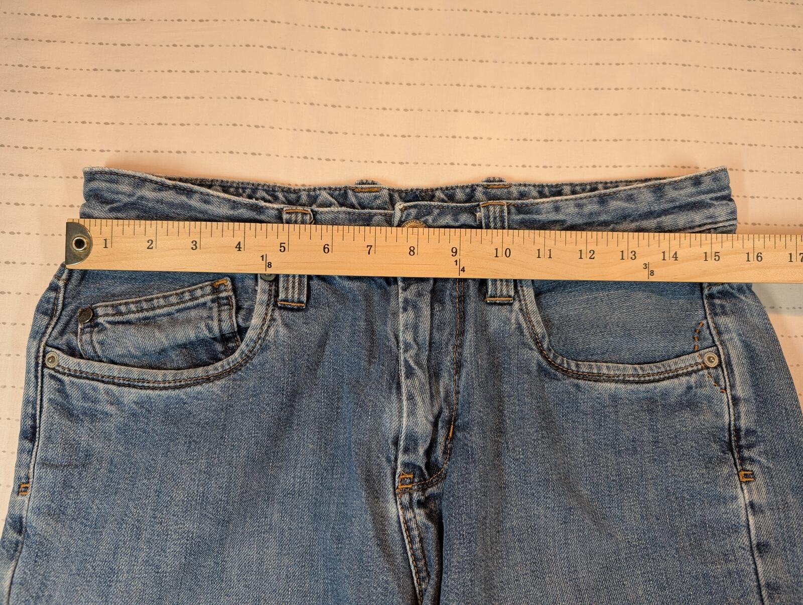 Tommy Bahama Standard Fit Classic Faded Wash Straight Leg Denim Jeans Mens 32x32 - Image 5