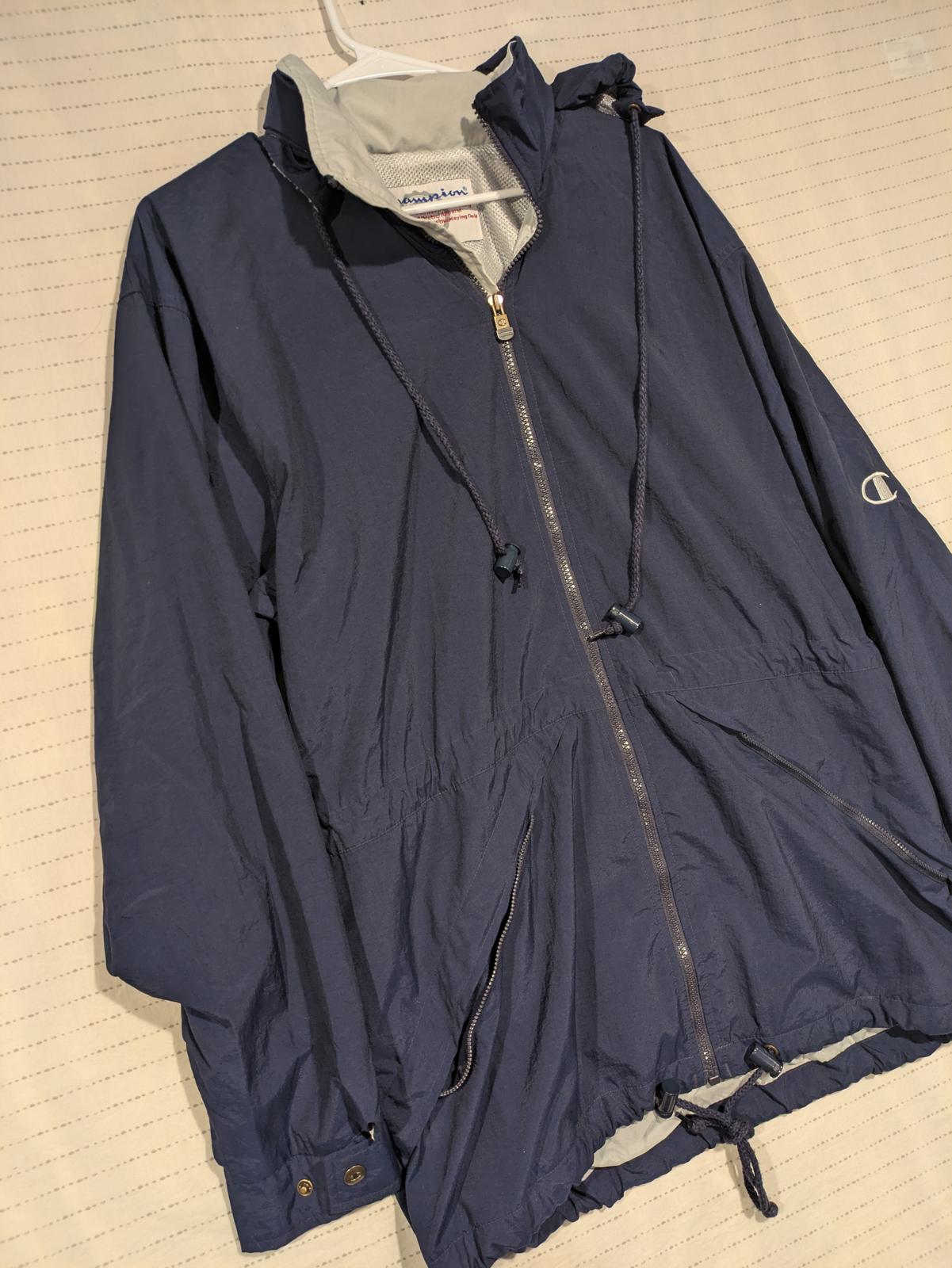 Champion Navy Blue Lightweight Windbreaker Jacket Nylon Mens Medium Rolled Hood - Image 3