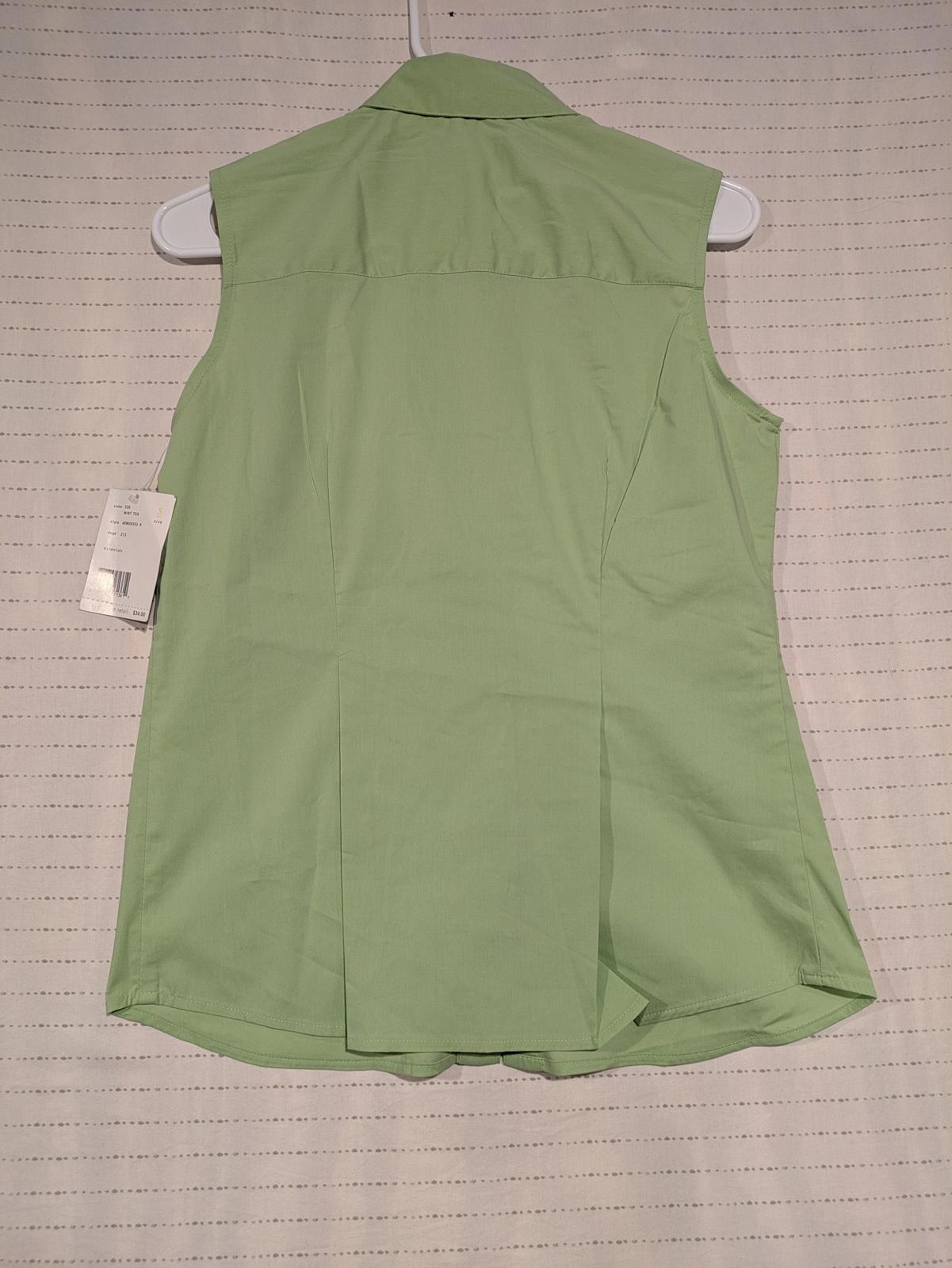 Axcess Sleeveless Button-Up Shirt Vest - Light Green - Womens Size Small - Image 11