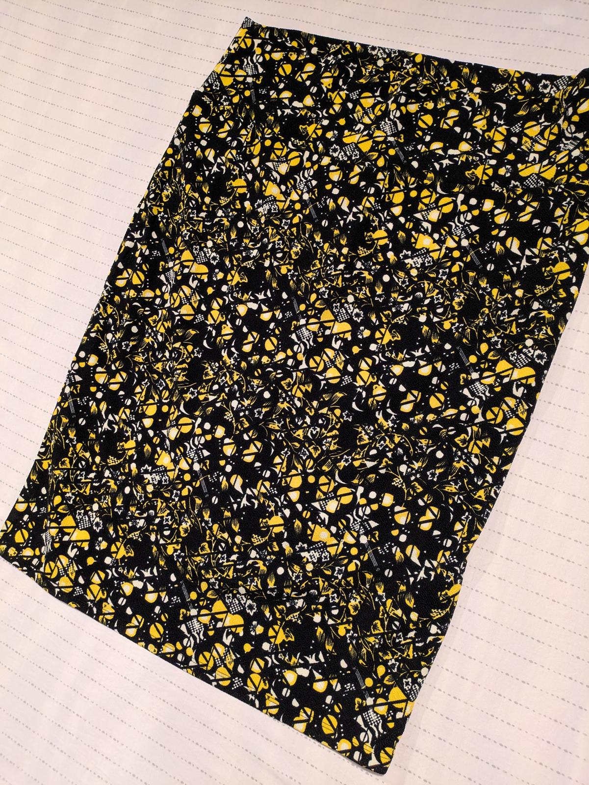 Lularoe Cassie Pencil Skirt - Black Yellow Floral - Size 2XL 36x26 Stretch - Image 2