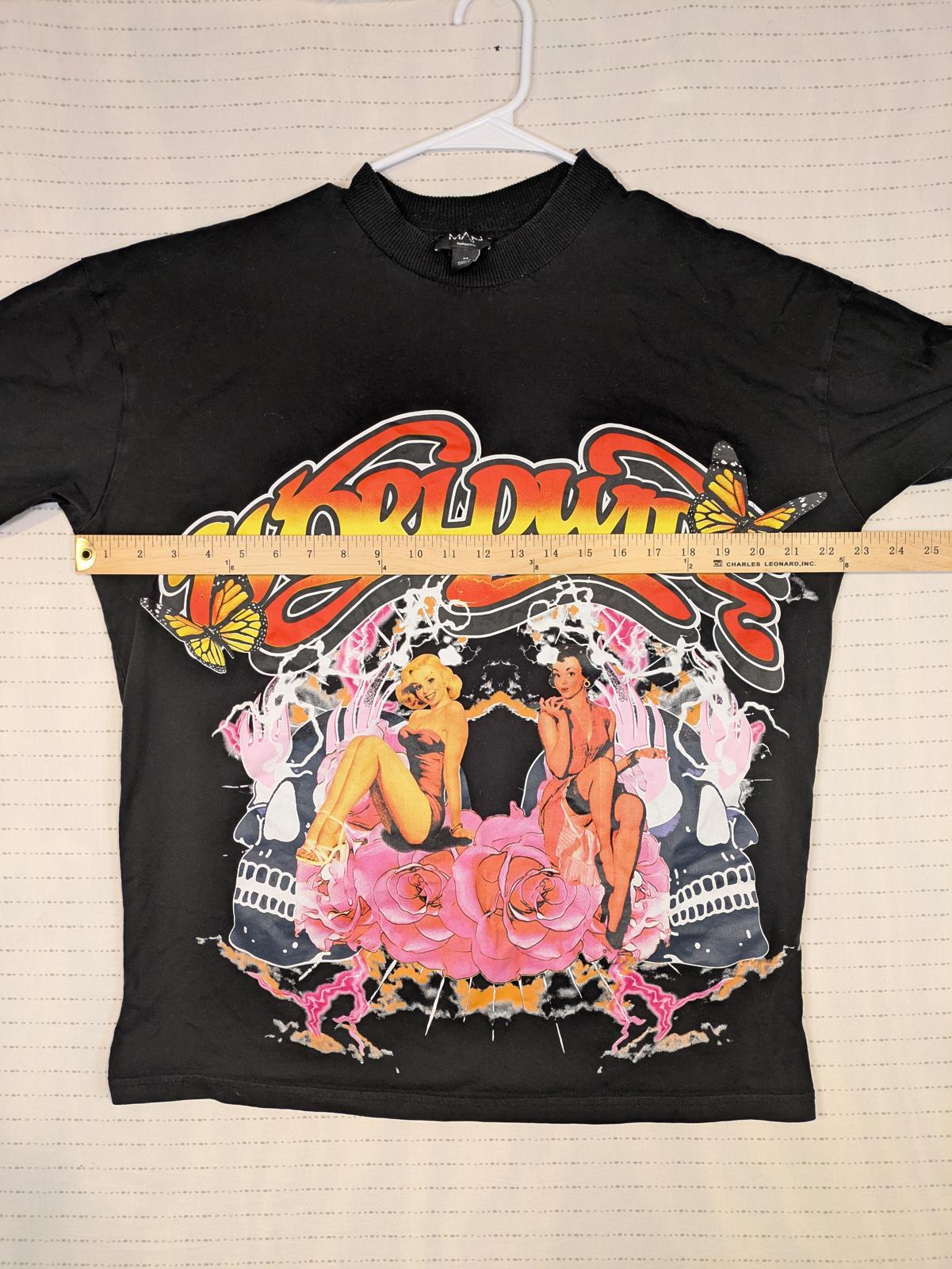 BoohooMAN World Tour Graphic Skull Pinup T-Shirt Mens XS - Image 6