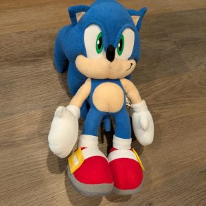Sonic The Hedgehog Plush Stuffed Toy Great Eastern Entertainment 10 Inch