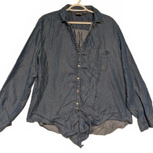 Soho New York & Company Jeans Women’s Chambray Shirt Size XL Roll Tab Sleeves