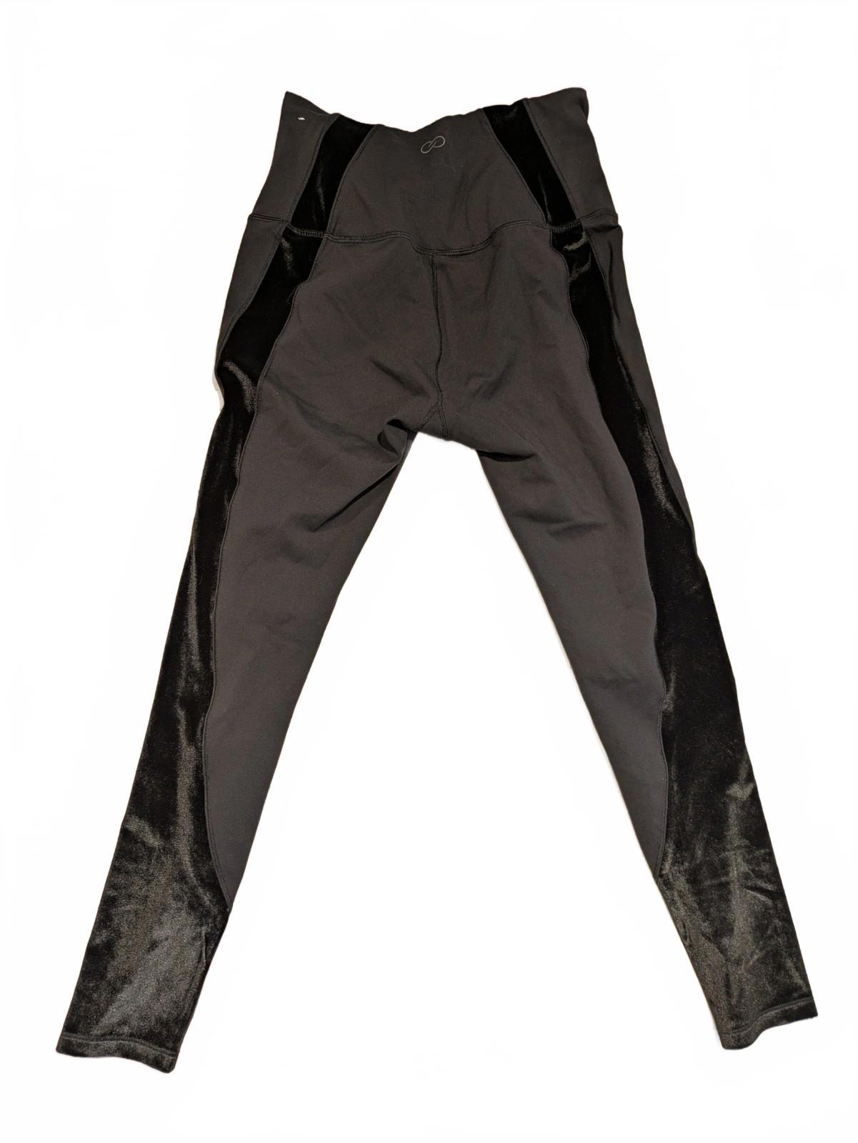 Calia Carrie Underwood Limited Edition Black Onyx Velvet Pieced Leggings Small - Image 5